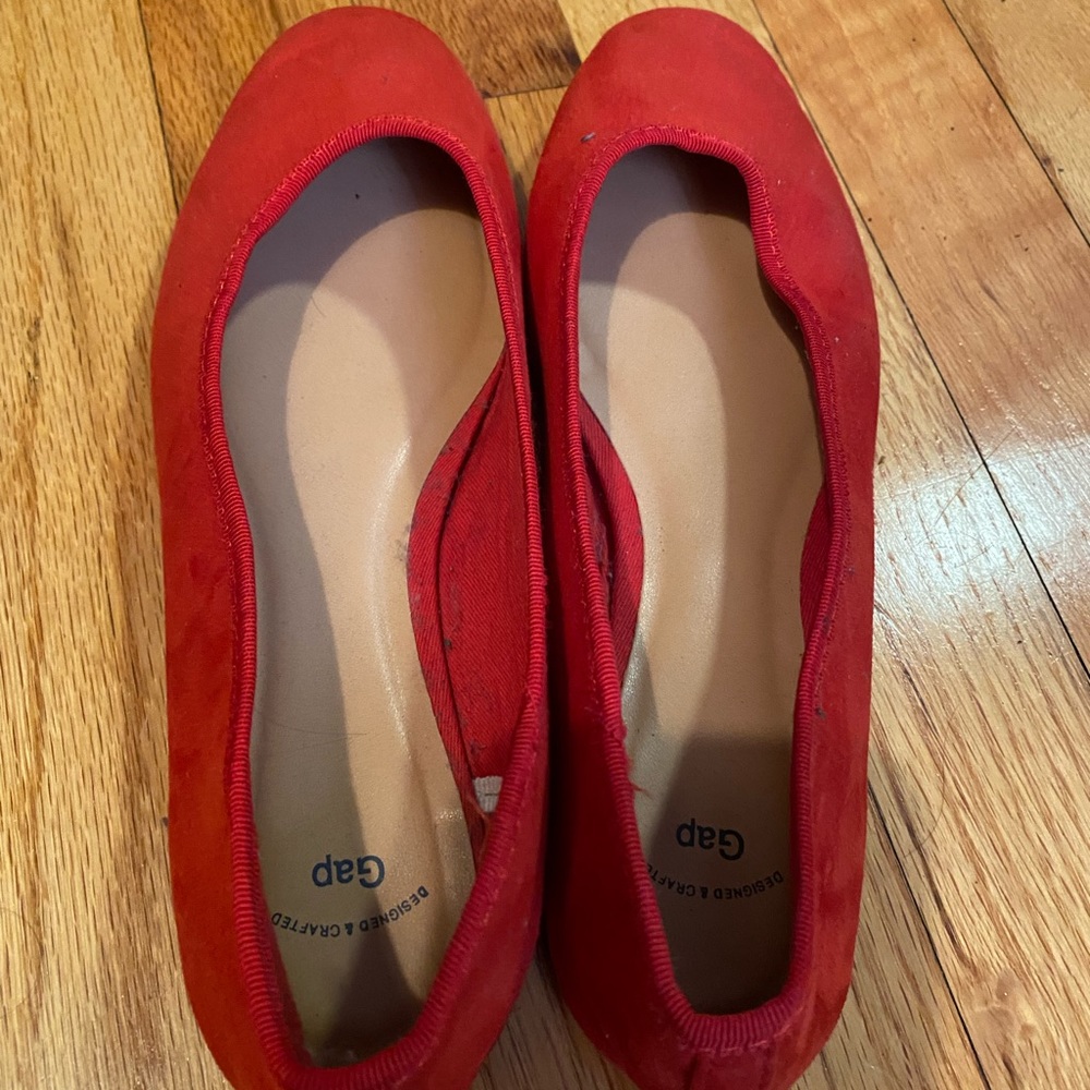 Gap Red Slip Ons - Picture 2 of 4